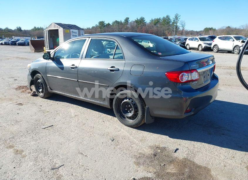 Photo 3 of 2012 Toyota Corolla LE (VIN 2T1BU4EE0CC886100)