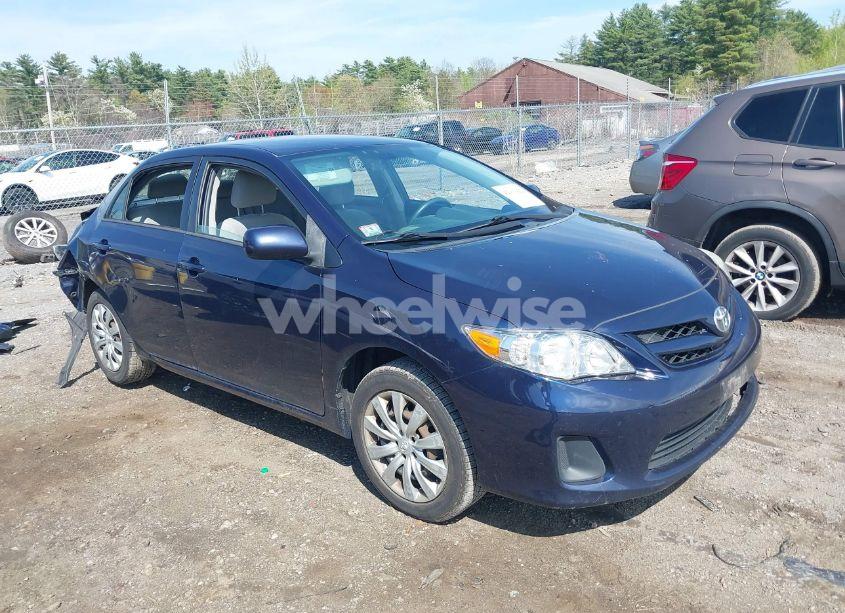 2012 Toyota Corolla LE (VIN 2T1BU4EE0CC897095) main photo