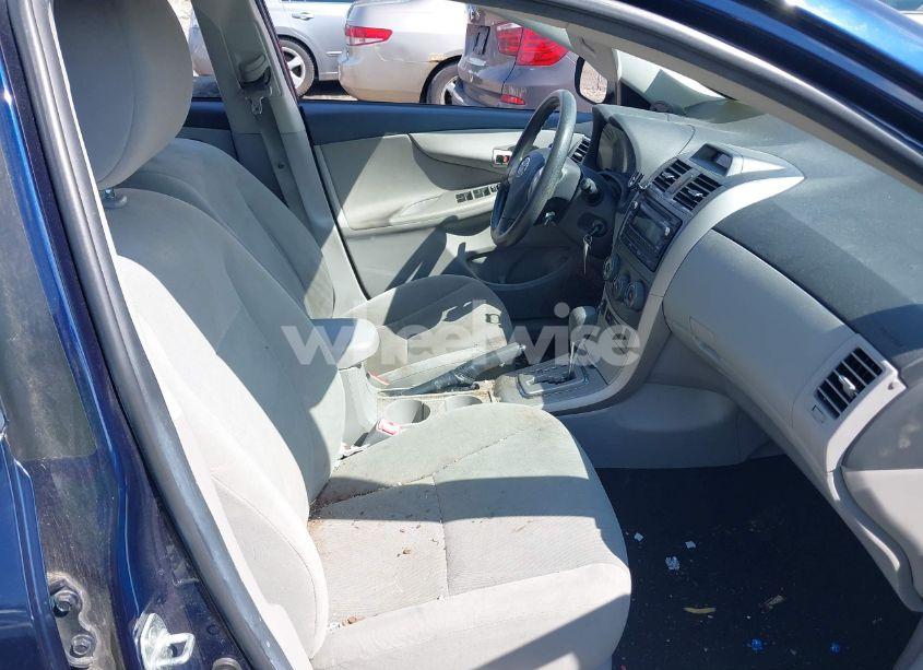 Photo 5 of 2012 Toyota Corolla LE (VIN 2T1BU4EE0CC897095)