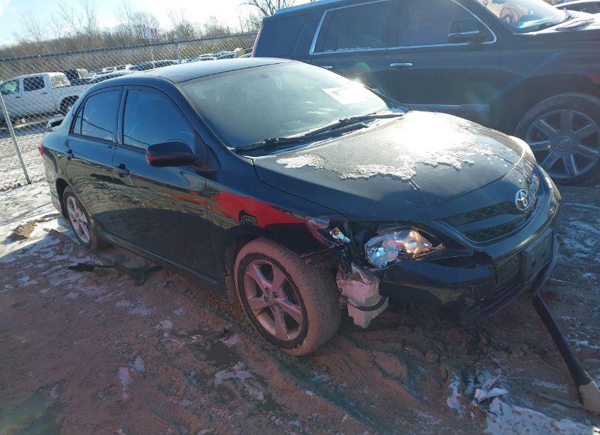 2012 Toyota Corolla S (VIN 2T1BU4EE0CC900397) main photo