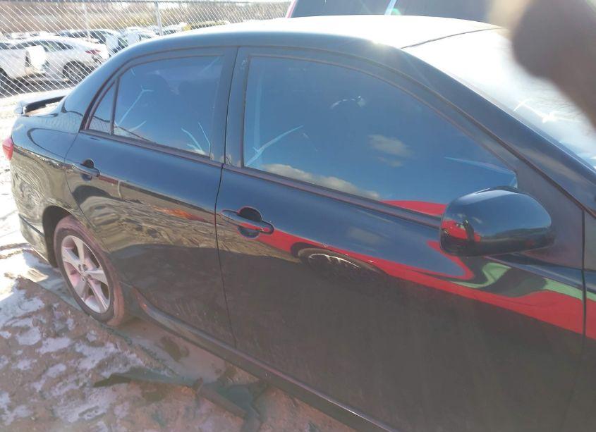 Photo 13 of 2012 Toyota Corolla S (VIN 2T1BU4EE0CC900397)