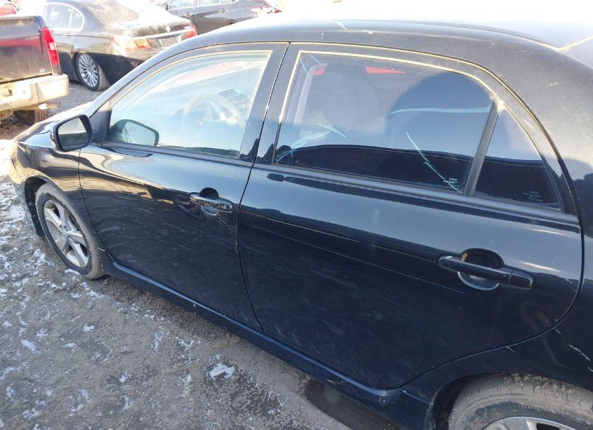 Photo 14 of 2012 Toyota Corolla S (VIN 2T1BU4EE0CC900397)