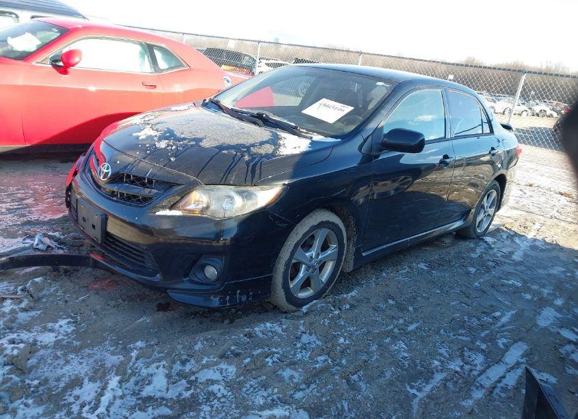 Photo 2 of 2012 Toyota Corolla S (VIN 2T1BU4EE0CC900397)
