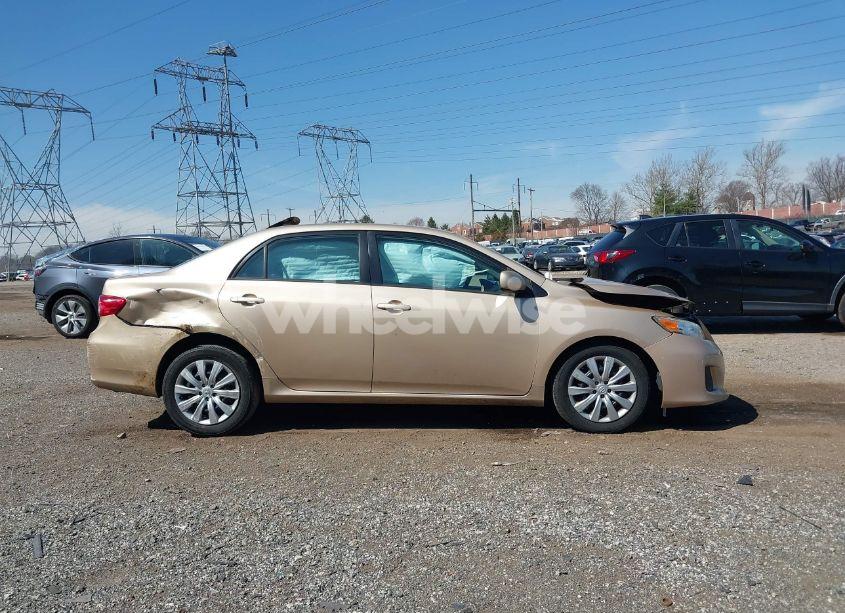 Photo 14 of 2012 Toyota Corolla LE (VIN 2T1BU4EE0CC901131)