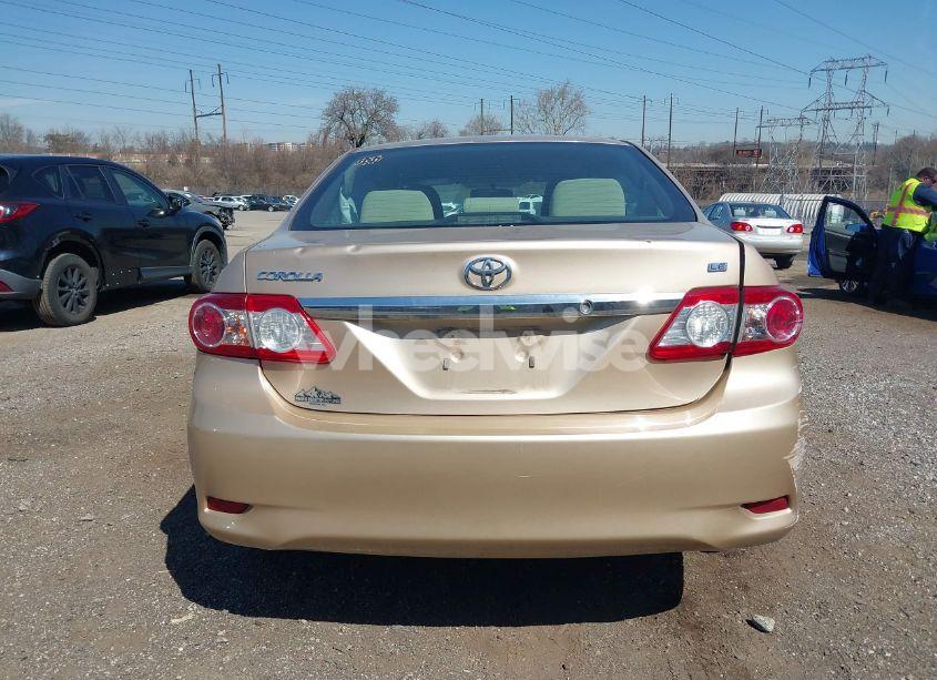 Photo 17 of 2012 Toyota Corolla LE (VIN 2T1BU4EE0CC901131)