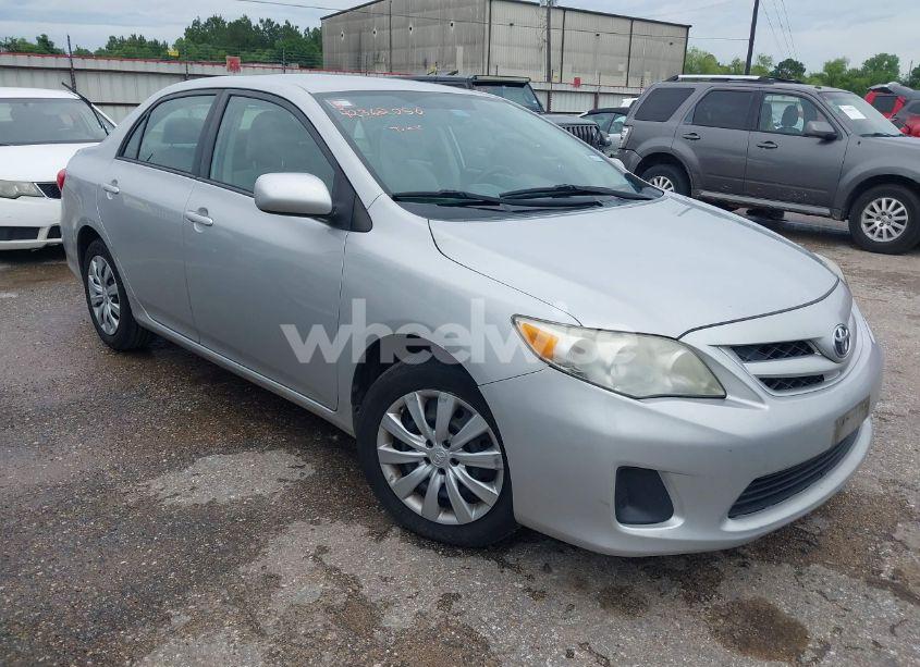 2012 Toyota Corolla LE (VIN 2T1BU4EE0CC907348) main photo
