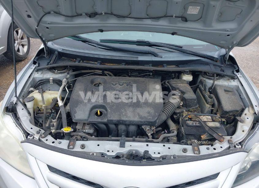 Photo 10 of 2012 Toyota Corolla LE (VIN 2T1BU4EE0CC907348)