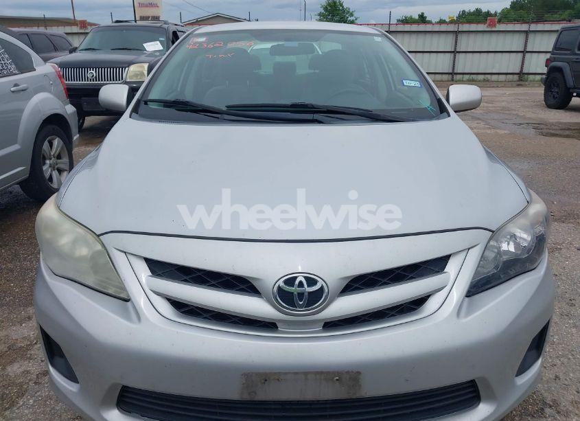 Photo 12 of 2012 Toyota Corolla LE (VIN 2T1BU4EE0CC907348)