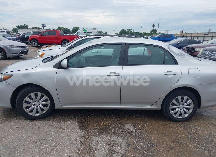 Photo 14 of 2012 Toyota Corolla LE (VIN 2T1BU4EE0CC907348)