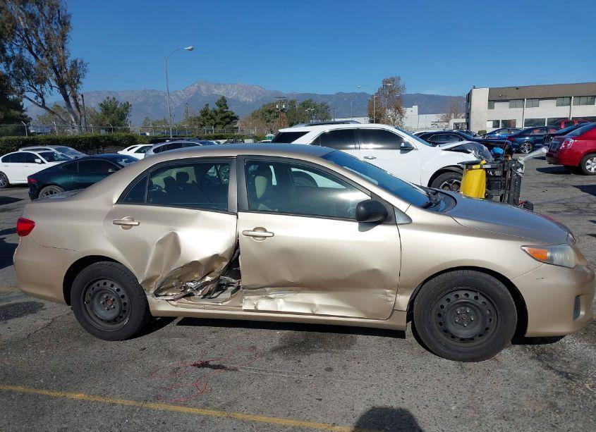 Photo 13 of 2012 Toyota Corolla LE (VIN 2T1BU4EE0CC914039)