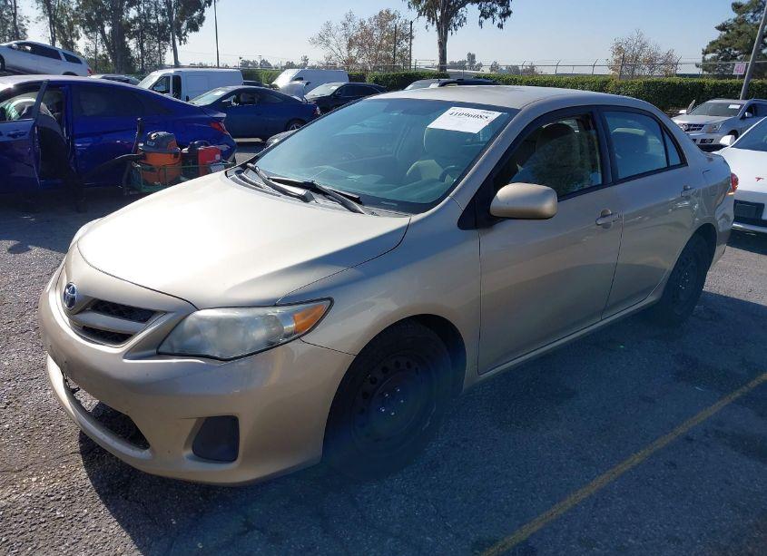 Photo 2 of 2012 Toyota Corolla LE (VIN 2T1BU4EE0CC914039)