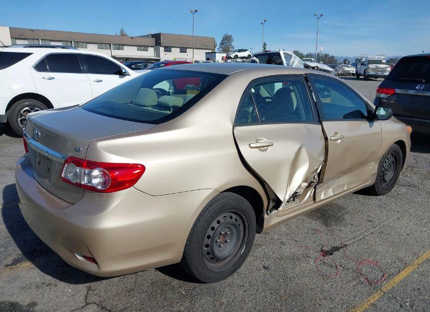 Photo 4 of 2012 Toyota Corolla LE (VIN 2T1BU4EE0CC914039)