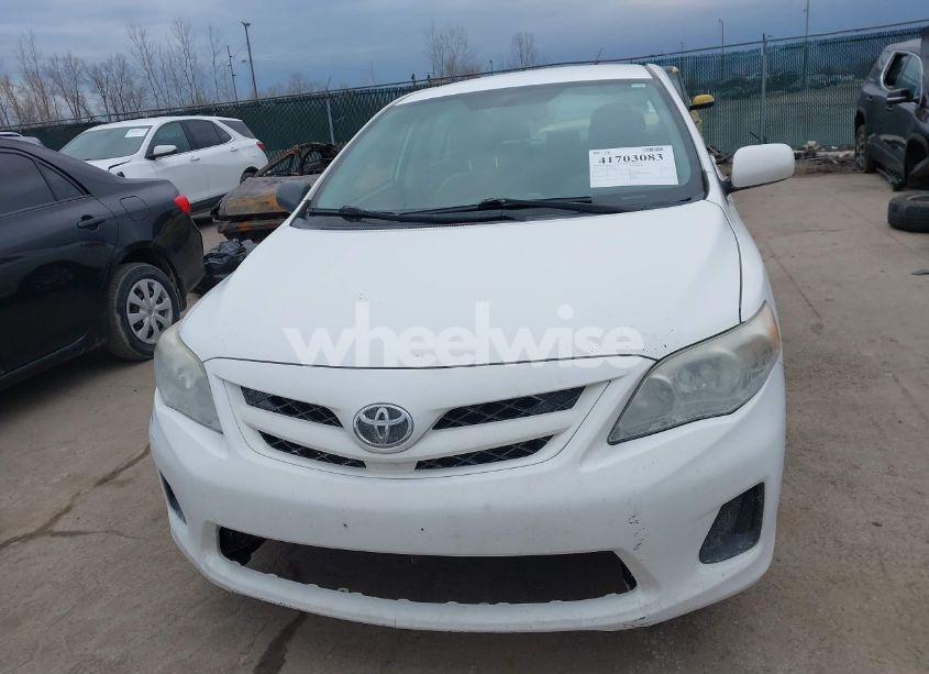 Photo 12 of 2012 Toyota Corolla LE (VIN 2T1BU4EE0CC914803)