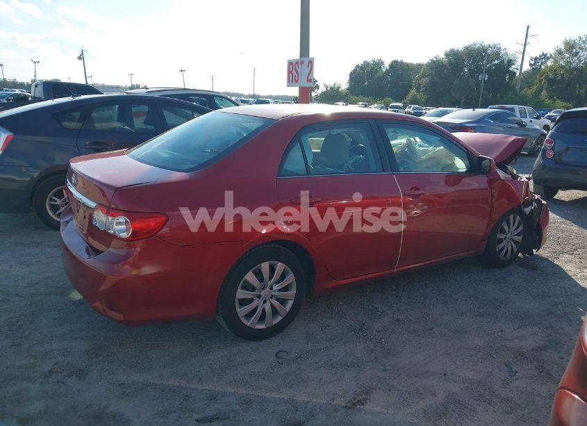 Photo 14 of 2013 Toyota Corolla LE (VIN 2T1BU4EE0DC016672)