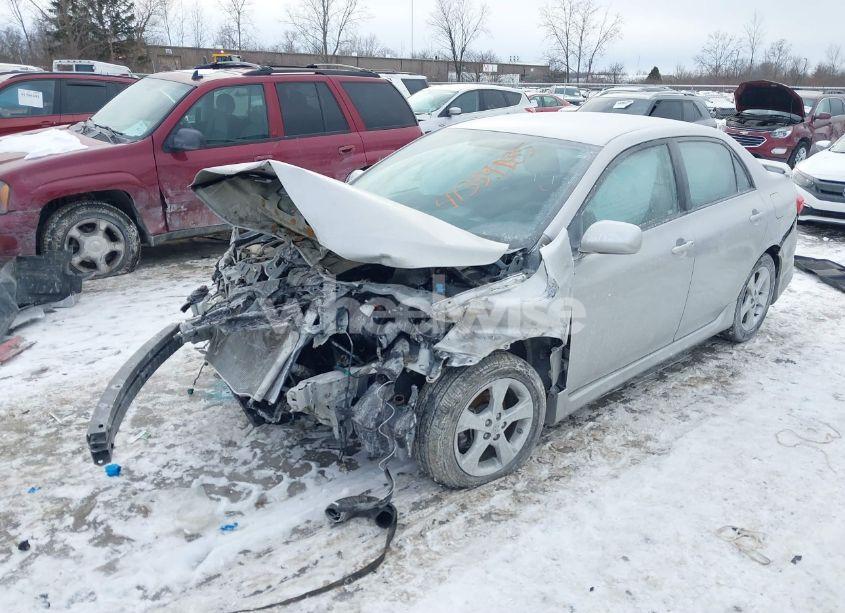 Photo 6 of 2013 Toyota Corolla S (VIN 2T1BU4EE0DC017238)