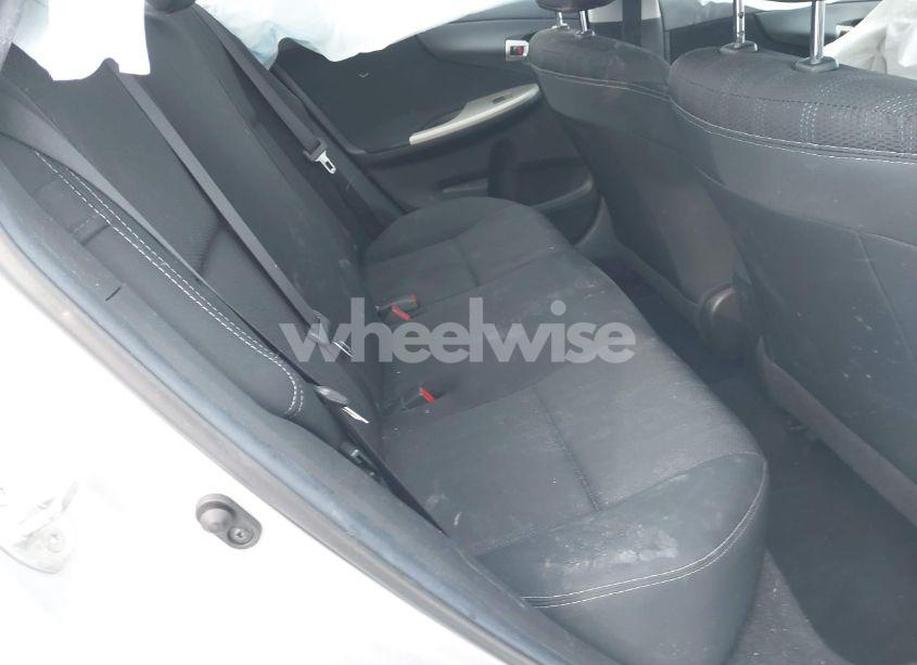 Photo 8 of 2013 Toyota Corolla S (VIN 2T1BU4EE0DC017238)