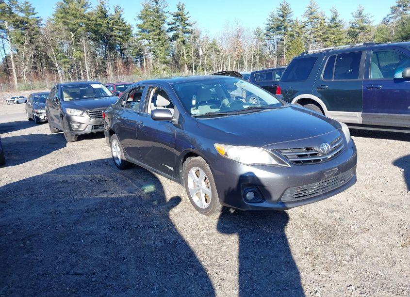 2013 Toyota Corolla S/LE (VIN 2T1BU4EE0DC052605) main photo