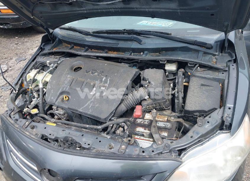 Photo 10 of 2013 Toyota Corolla LE (VIN 2T1BU4EE0DC069193)