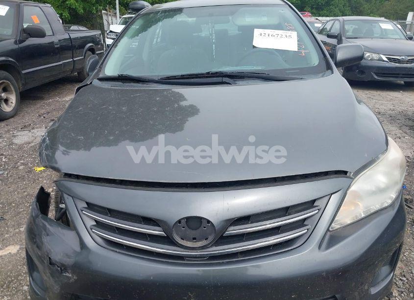 Photo 12 of 2013 Toyota Corolla LE (VIN 2T1BU4EE0DC069193)