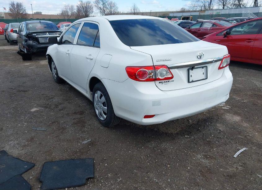 Photo 3 of 2013 Toyota Corolla L (VIN 2T1BU4EE0DC071512)