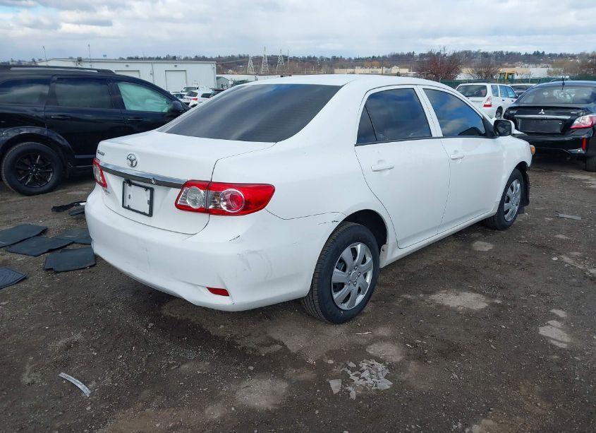 Photo 4 of 2013 Toyota Corolla L (VIN 2T1BU4EE0DC071512)