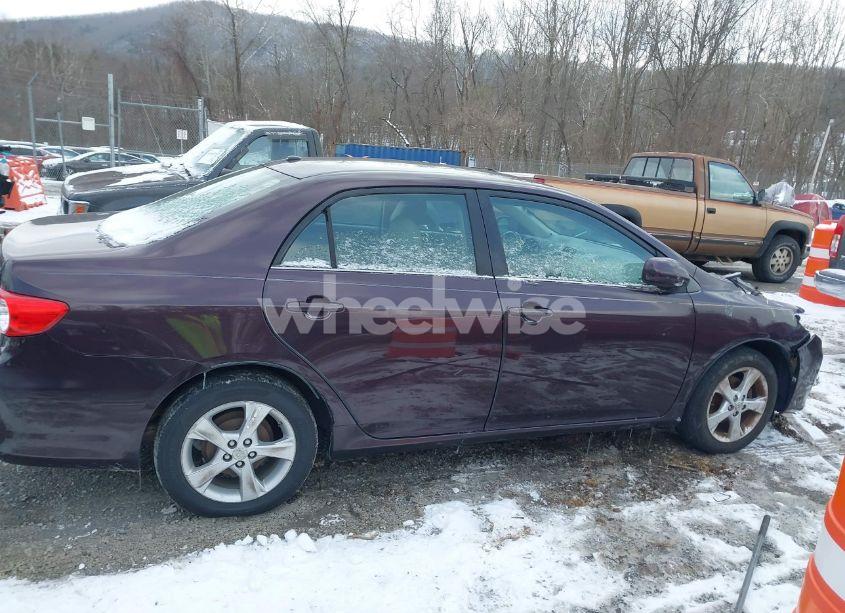 Photo 13 of 2013 Toyota Corolla LE SPECIAL EDITION (VIN 2T1BU4EE0DC095664)