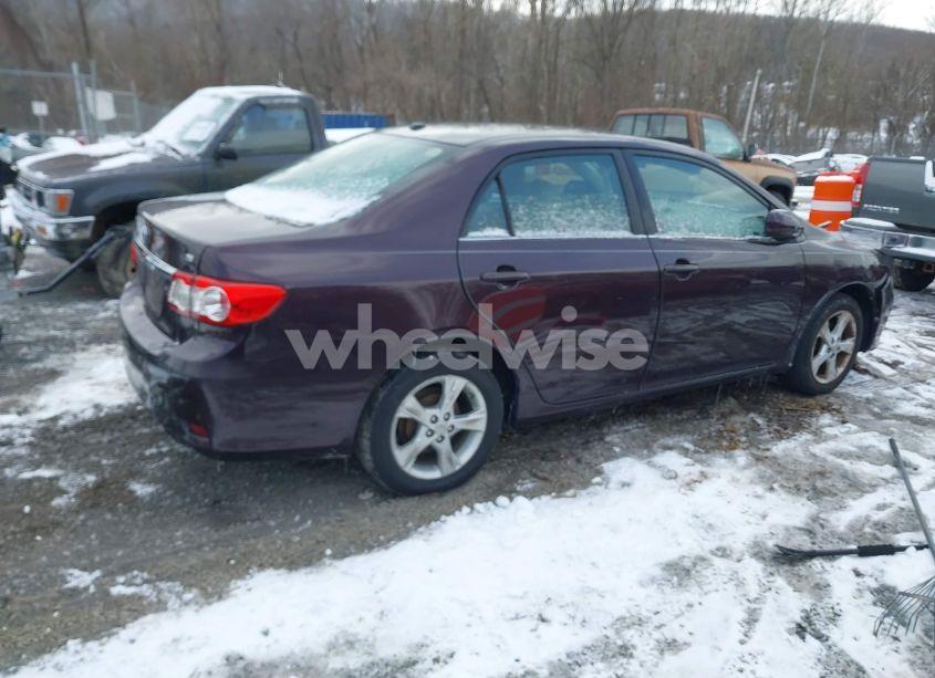 Photo 4 of 2013 Toyota Corolla LE SPECIAL EDITION (VIN 2T1BU4EE0DC095664)