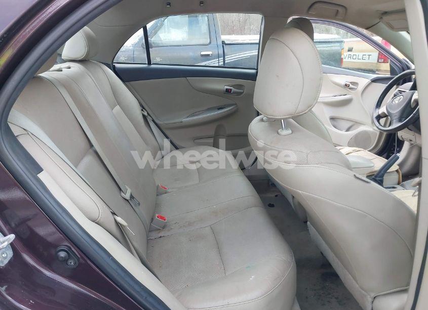 Photo 8 of 2013 Toyota Corolla LE SPECIAL EDITION (VIN 2T1BU4EE0DC095664)