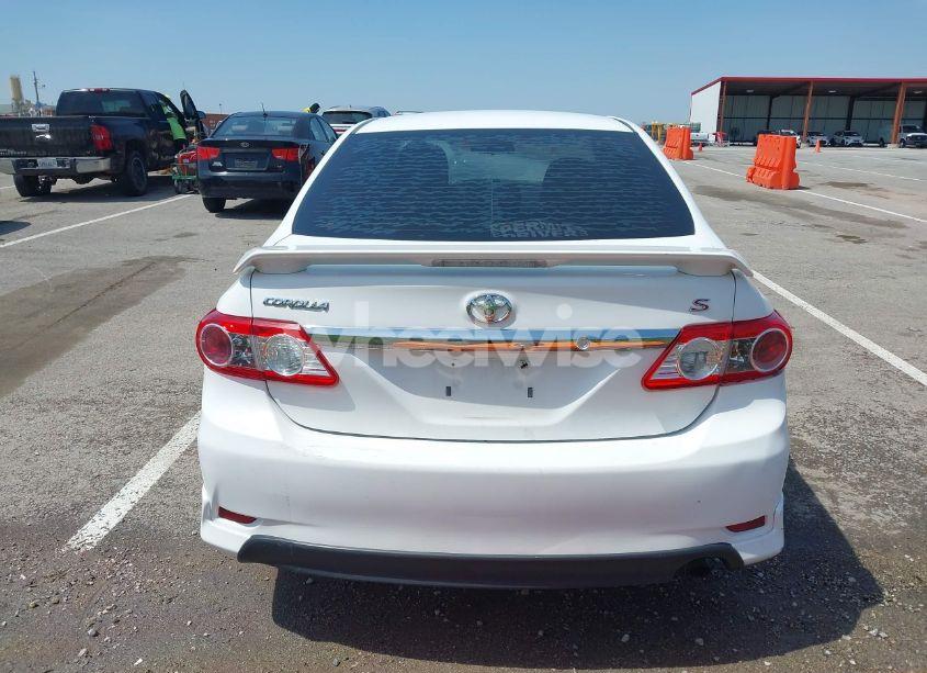 Photo 17 of 2013 Toyota Corolla S (VIN 2T1BU4EE0DC100233)