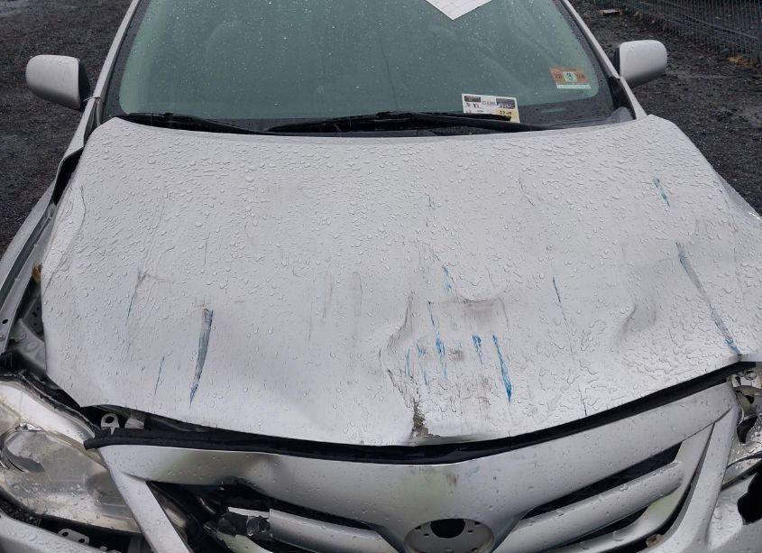 Photo 10 of 2013 Toyota Corolla L (VIN 2T1BU4EE0DC108140)