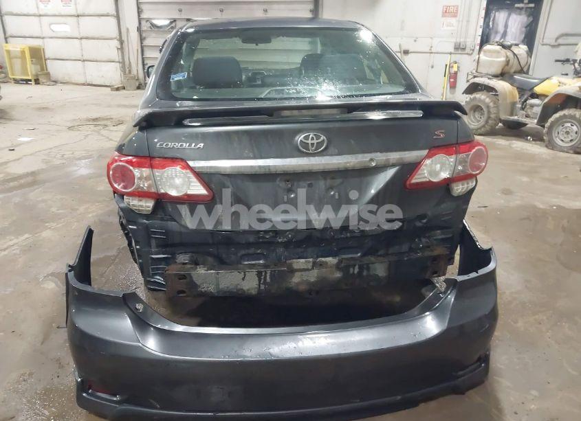 Photo 16 of 2013 Toyota Corolla S (VIN 2T1BU4EE0DC925835)