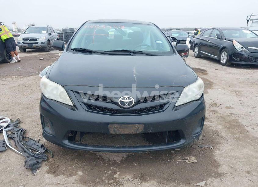 Photo 12 of 2013 Toyota Corolla L (VIN 2T1BU4EE0DC945499)