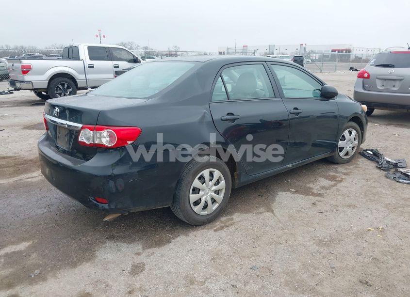 Photo 4 of 2013 Toyota Corolla L (VIN 2T1BU4EE0DC945499)