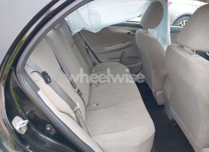 Photo 8 of 2013 Toyota Corolla L (VIN 2T1BU4EE0DC945499)