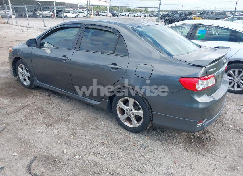 Photo 3 of 2013 Toyota Corolla S (VIN 2T1BU4EE0DC960651)