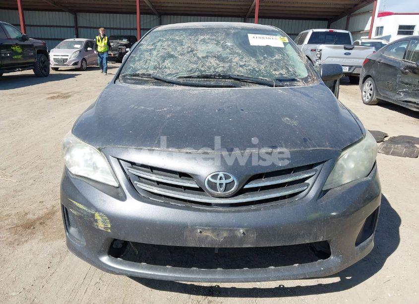 Photo 13 of 2013 Toyota Corolla LE (VIN 2T1BU4EE0DC981161)