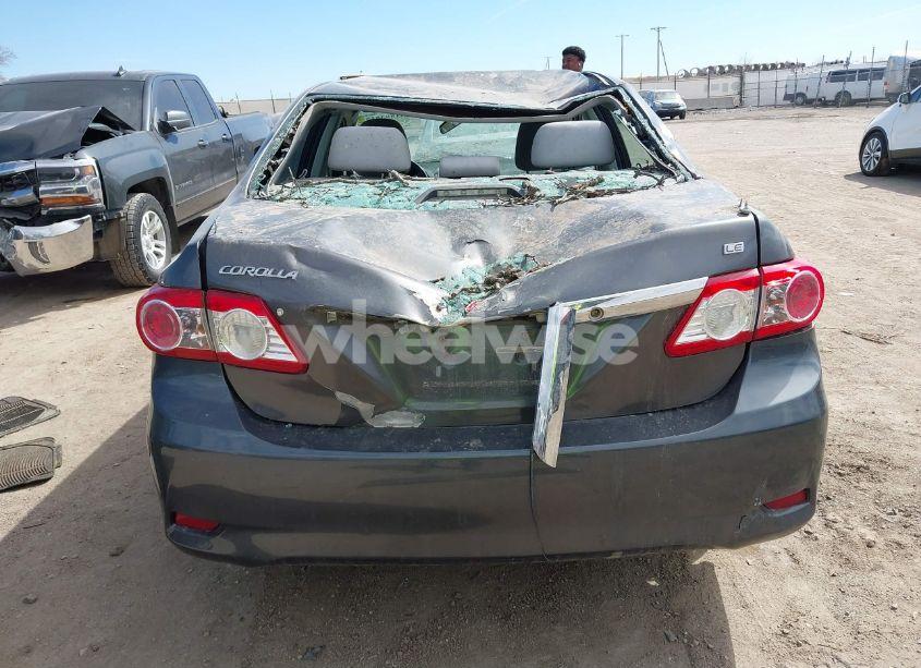 Photo 17 of 2013 Toyota Corolla LE (VIN 2T1BU4EE0DC981161)