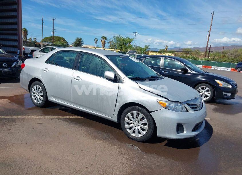 2013 Toyota Corolla LE/LE SPECIAL EDITION (VIN 2T1BU4EE0DC989115) main photo