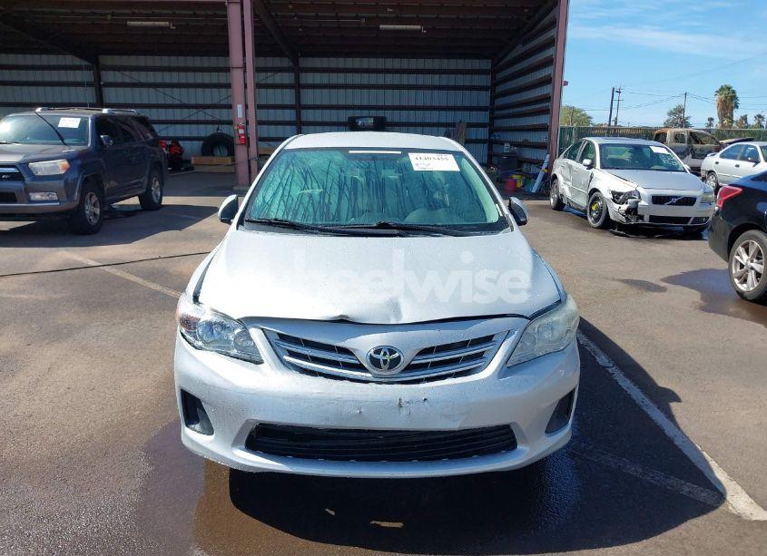 Photo 12 of 2013 Toyota Corolla LE/LE SPECIAL EDITION (VIN 2T1BU4EE0DC989115)