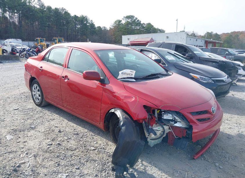 Photo 13 of 2013 Toyota Corolla L (VIN 2T1BU4EE0DC991852)