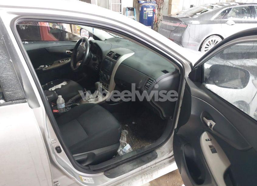 Photo 5 of 2010 Toyota Corolla S (VIN 2T1BU4EE1AC242490)