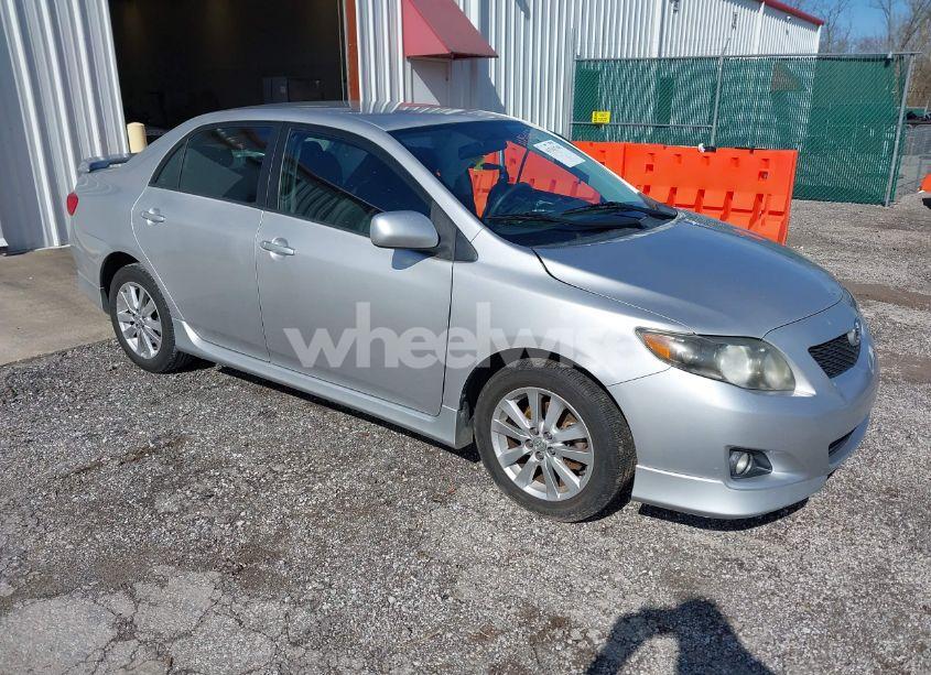 2010 Toyota Corolla S (VIN 2T1BU4EE1AC293942) main photo