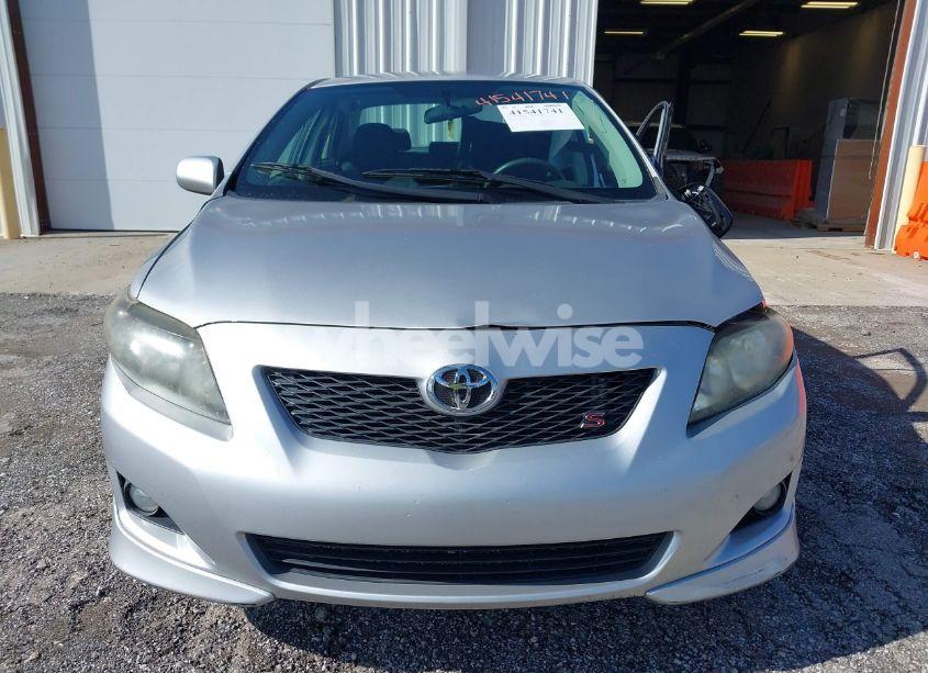 Photo 13 of 2010 Toyota Corolla S (VIN 2T1BU4EE1AC293942)
