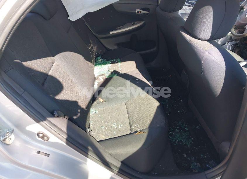 Photo 8 of 2010 Toyota Corolla S (VIN 2T1BU4EE1AC293942)