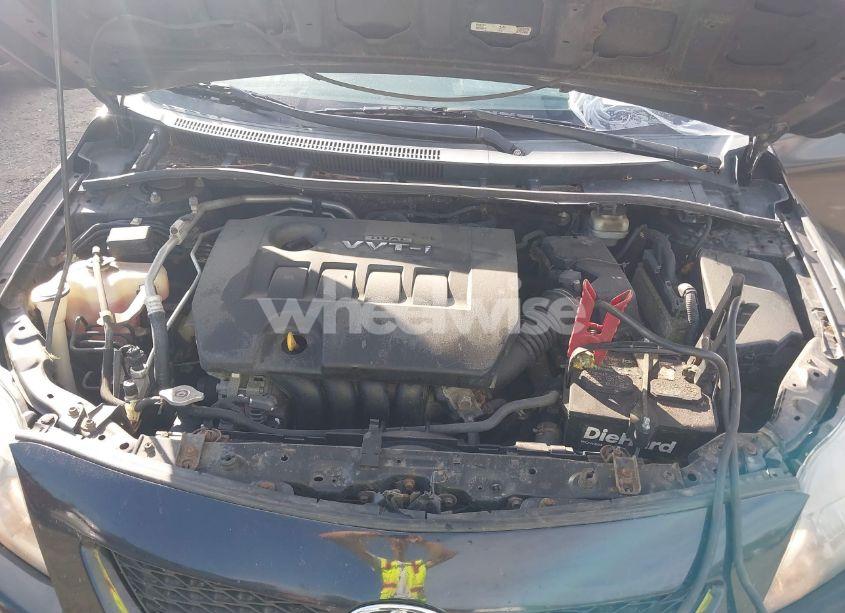 Photo 10 of 2010 Toyota Corolla S (VIN 2T1BU4EE1AC308147)