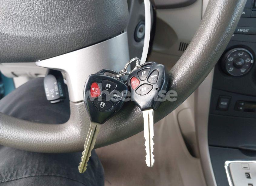 Photo 11 of 2010 Toyota Corolla LE (VIN 2T1BU4EE1AC309699)