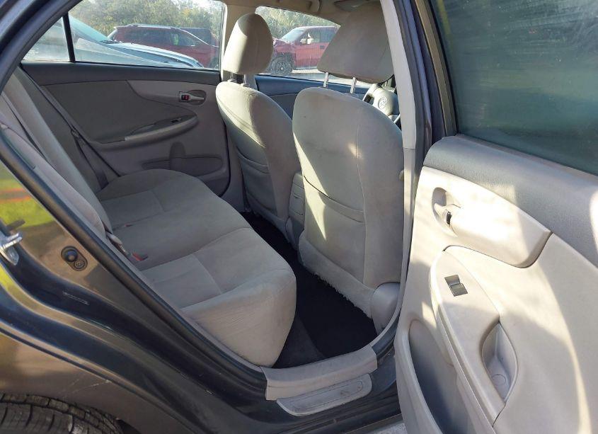 Photo 8 of 2010 Toyota Corolla LE (VIN 2T1BU4EE1AC376920)