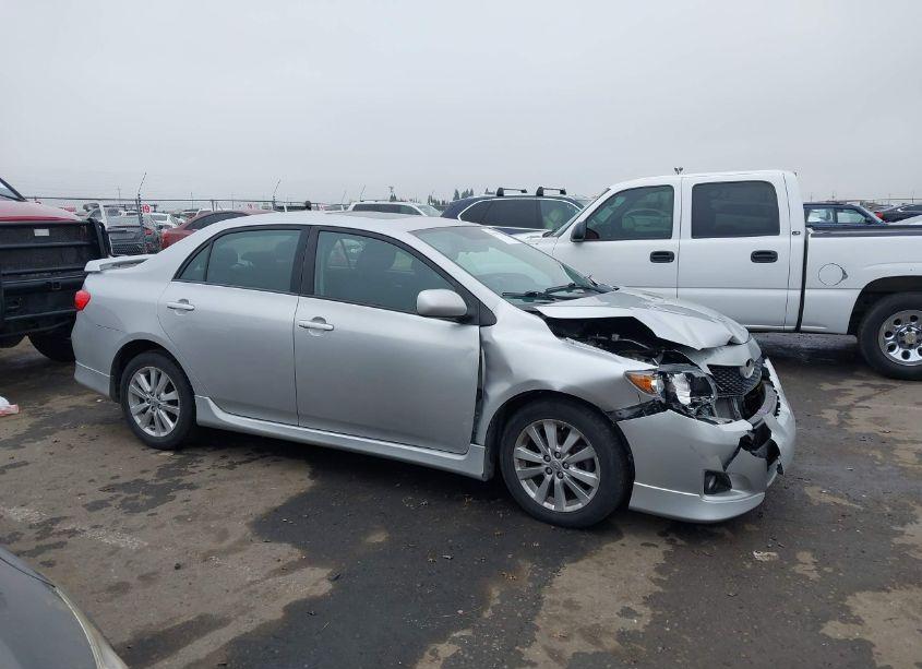 Photo 13 of 2010 Toyota Corolla S (VIN 2T1BU4EE1AC444360)