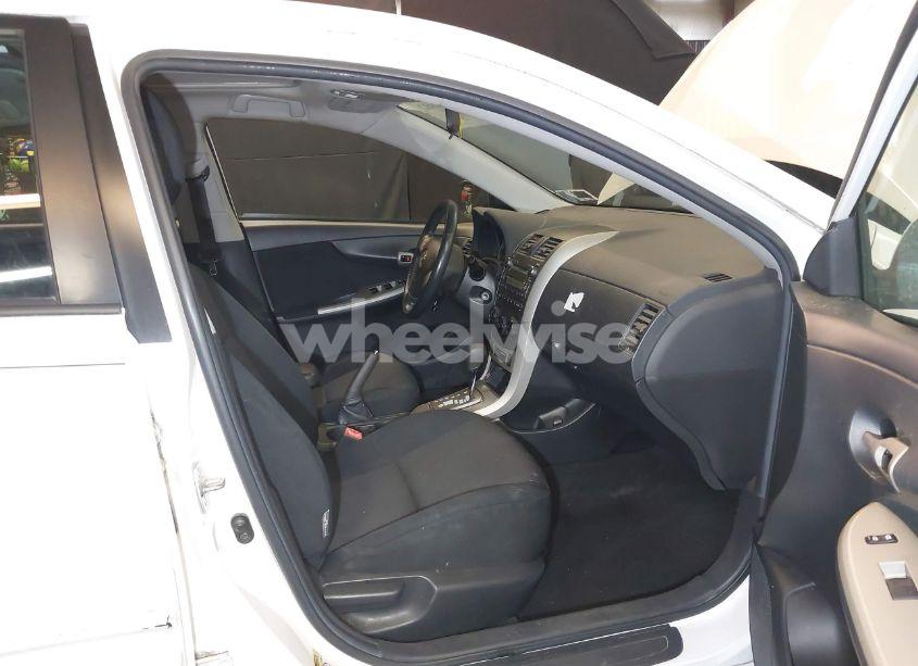 Photo 5 of 2010 Toyota Corolla S (VIN 2T1BU4EE1AC458548)