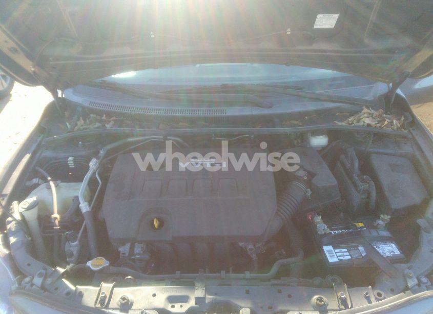 Photo 6 of 2010 Toyota Corolla S (VIN 2T1BU4EE1AC458887)